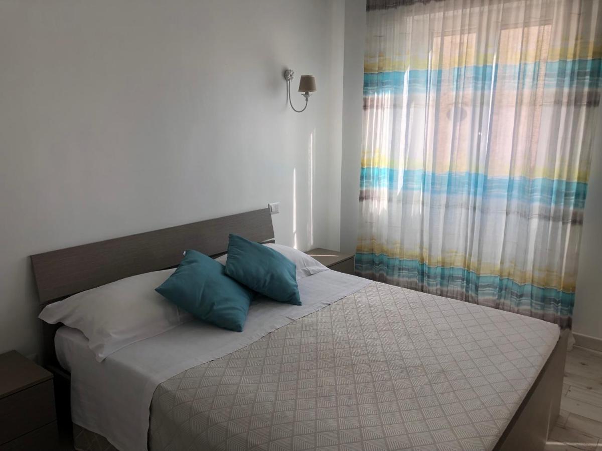 Casa Vacanze De Nittis Barletta Eksteriør billede