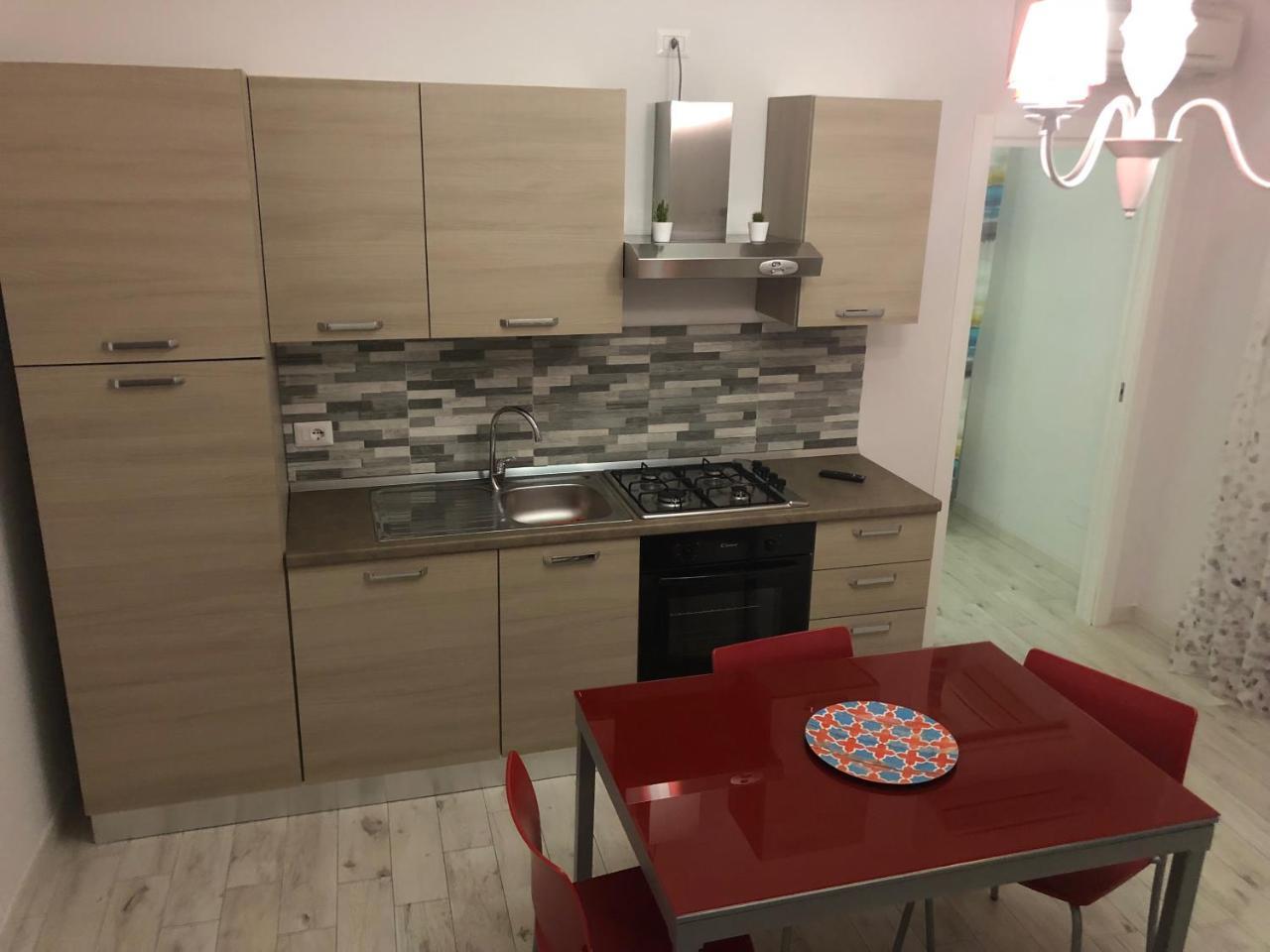 Casa Vacanze De Nittis Barletta Eksteriør billede